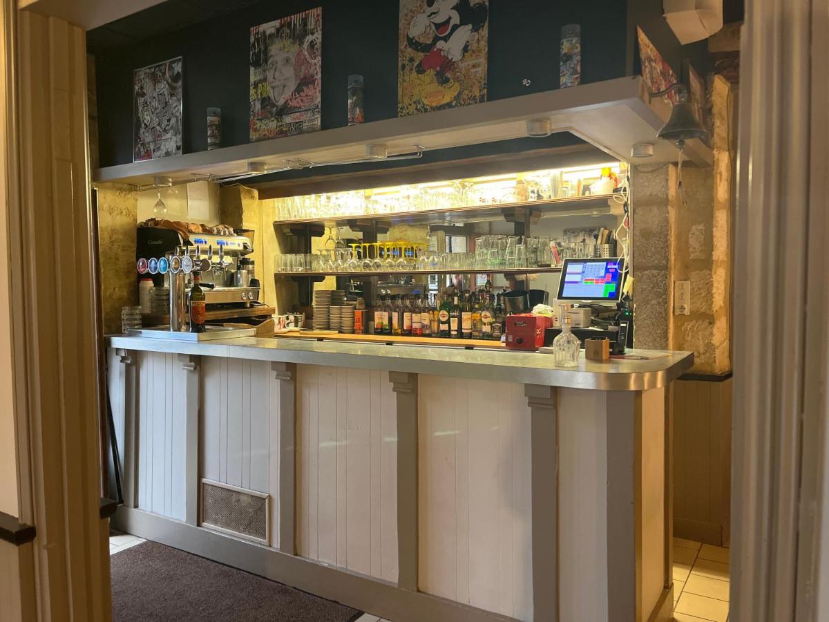 Hotel Du Chateau - Beynac Et Cazenac Dış mekan fotoğraf