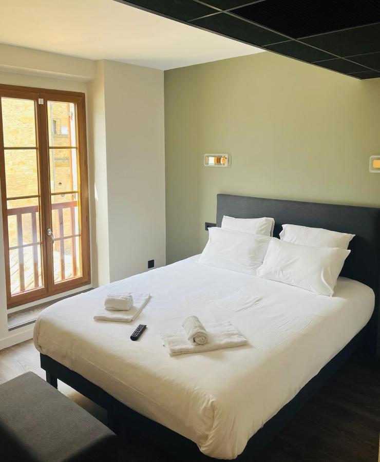 Hotel Du Chateau - Beynac Et Cazenac Dış mekan fotoğraf
