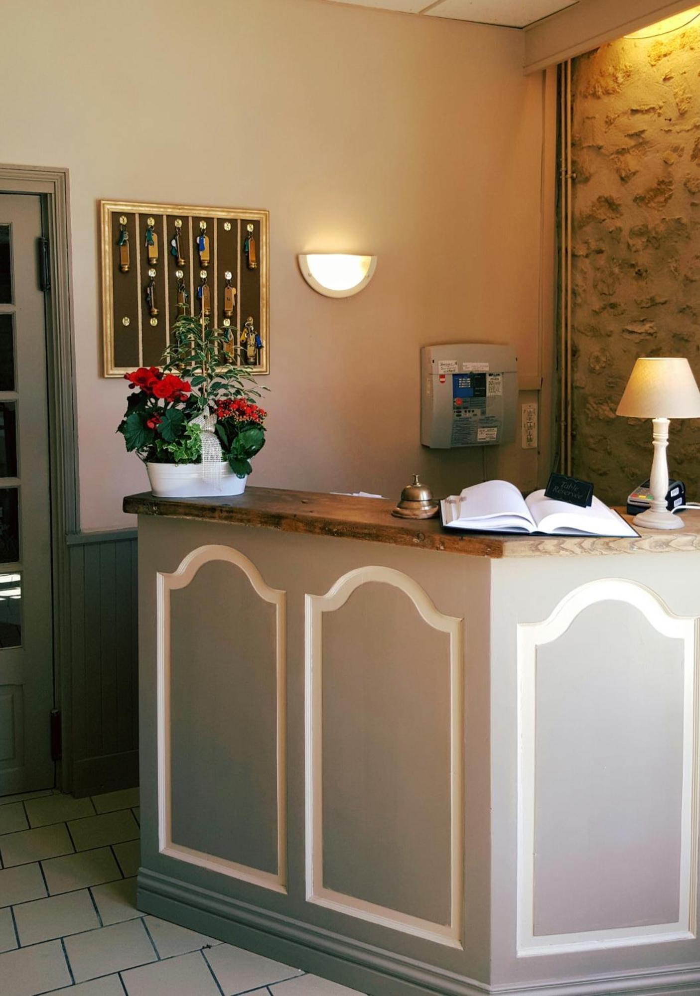 Hotel Du Chateau - Beynac Et Cazenac Dış mekan fotoğraf