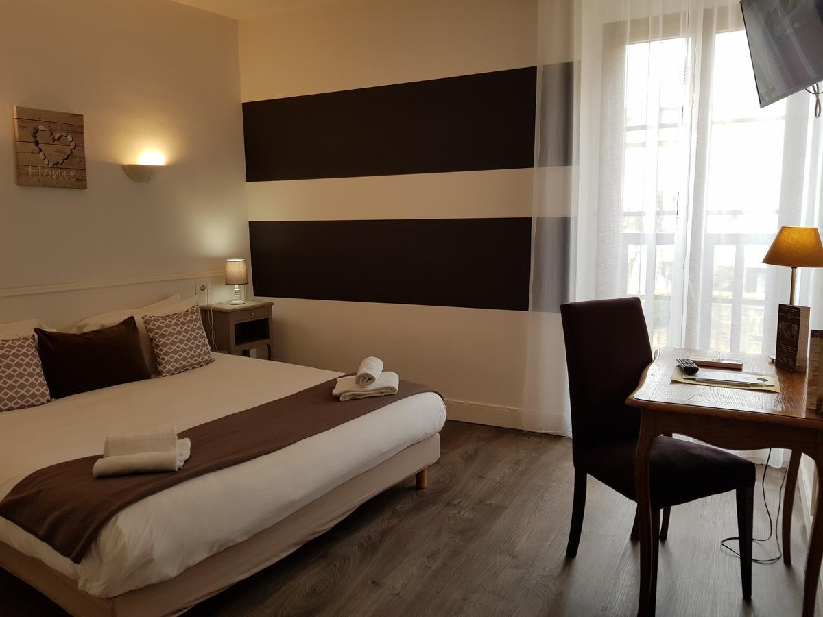 Hotel Du Chateau - Beynac Et Cazenac Dış mekan fotoğraf
