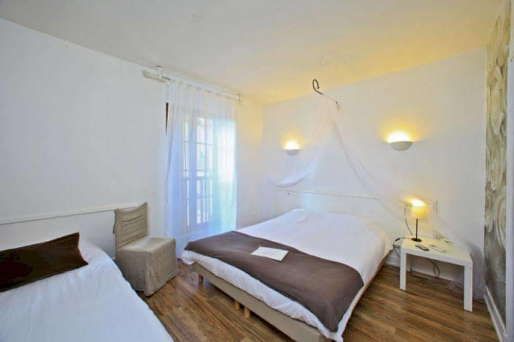 Hotel Du Chateau - Beynac Et Cazenac Dış mekan fotoğraf