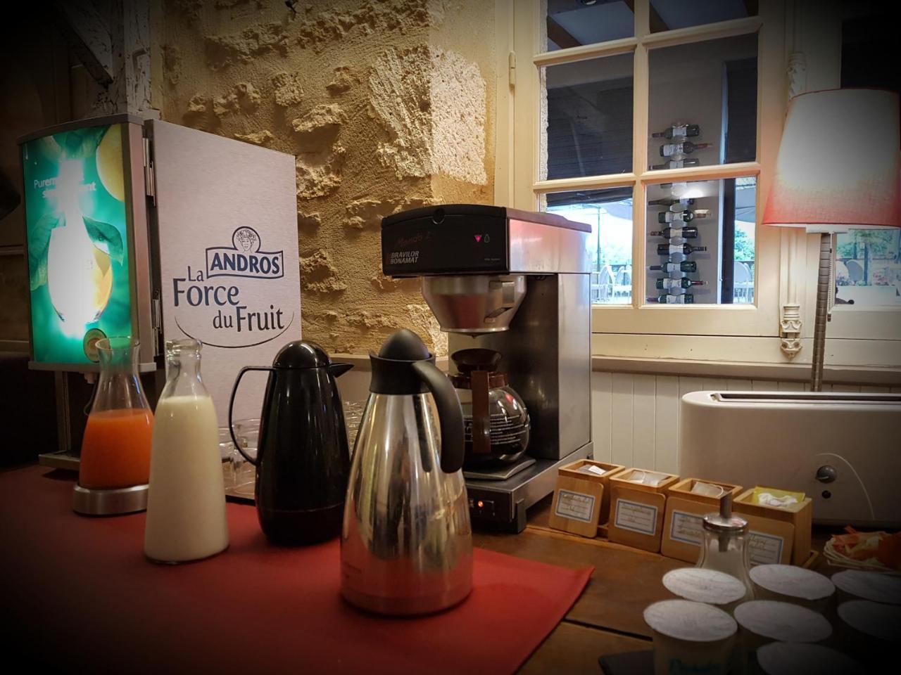 Hotel Du Chateau - Beynac Et Cazenac Dış mekan fotoğraf